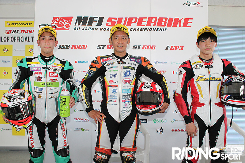 全日本RR第4戦筑波【J-GP3レース2】小室旭がホーム筑波で2レース制覇