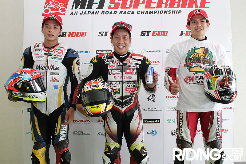 全日本RR第7戦オートポリス【ST600決勝】小山知良が独走優勝、埜口遥希がタイトル獲得