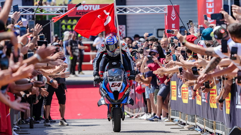 SBK（スーパーバイク世界選手権）第4戦エミリアロマーニャ 2日目